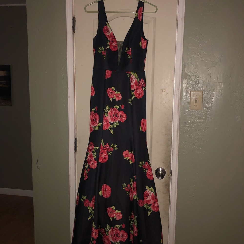 Long Mermaid Style Prom Dress